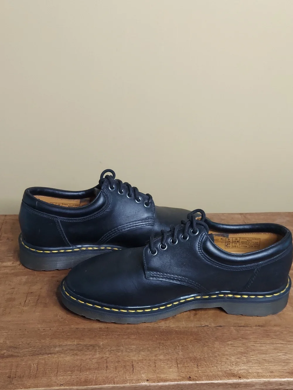 NWOT - Dr. Martens Black Leather 5-Eye Derby Shoes w/Yellow Stitching - Size 10